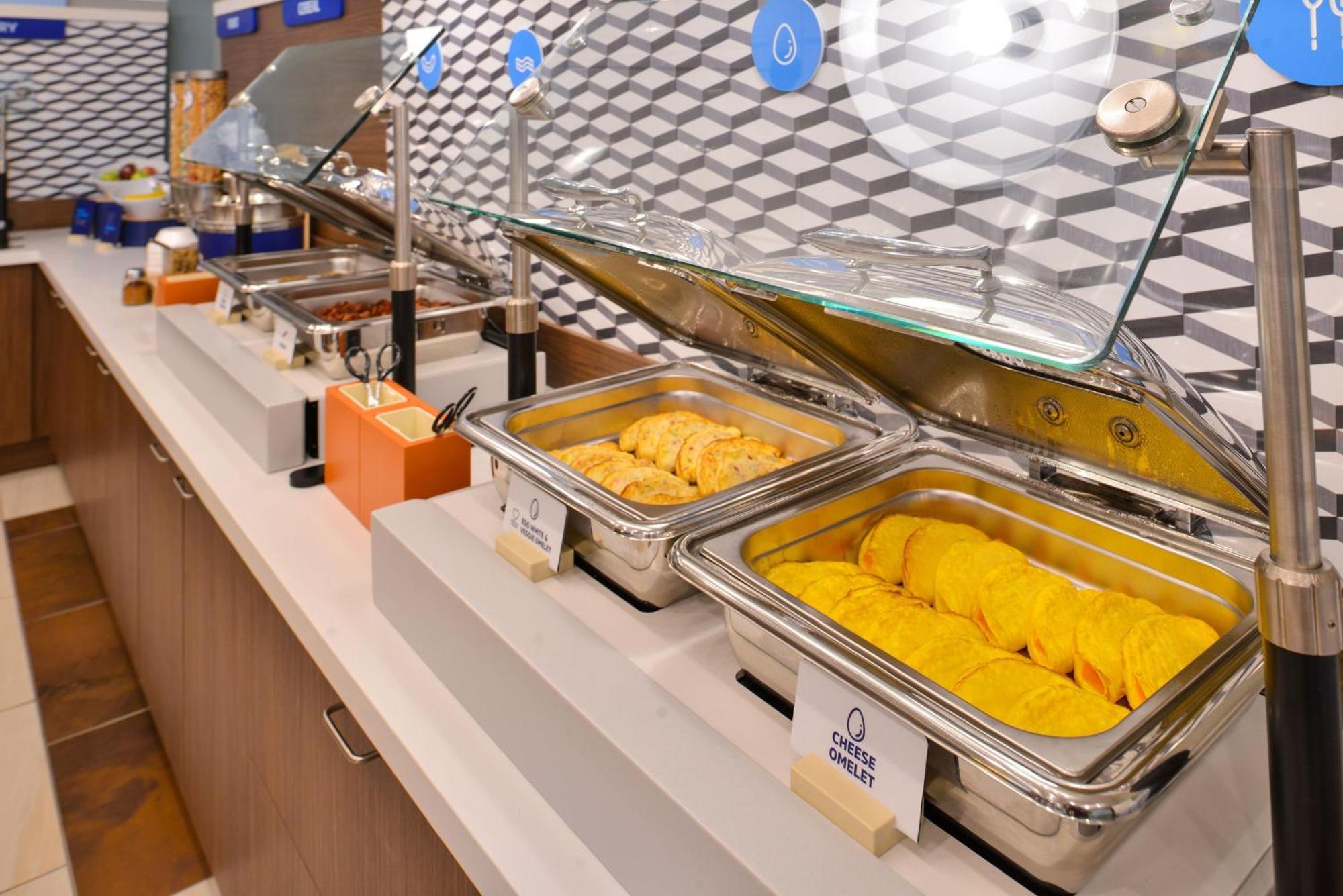 Holiday Inn Express Hotel & Suites Houston North Intercontinental By Ihg Westfield Bagian luar foto