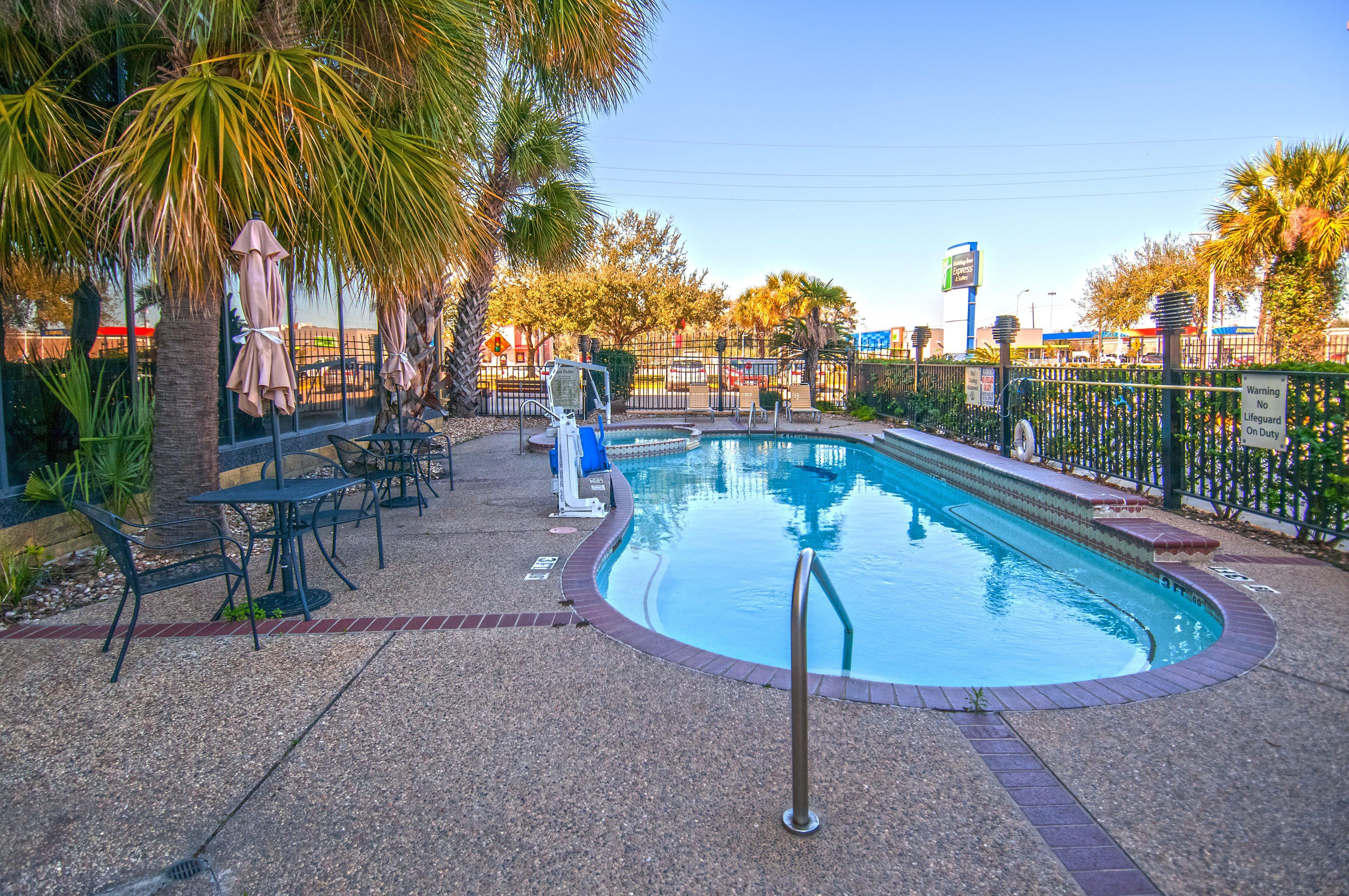 Holiday Inn Express Hotel & Suites Houston North Intercontinental By Ihg Westfield Bagian luar foto