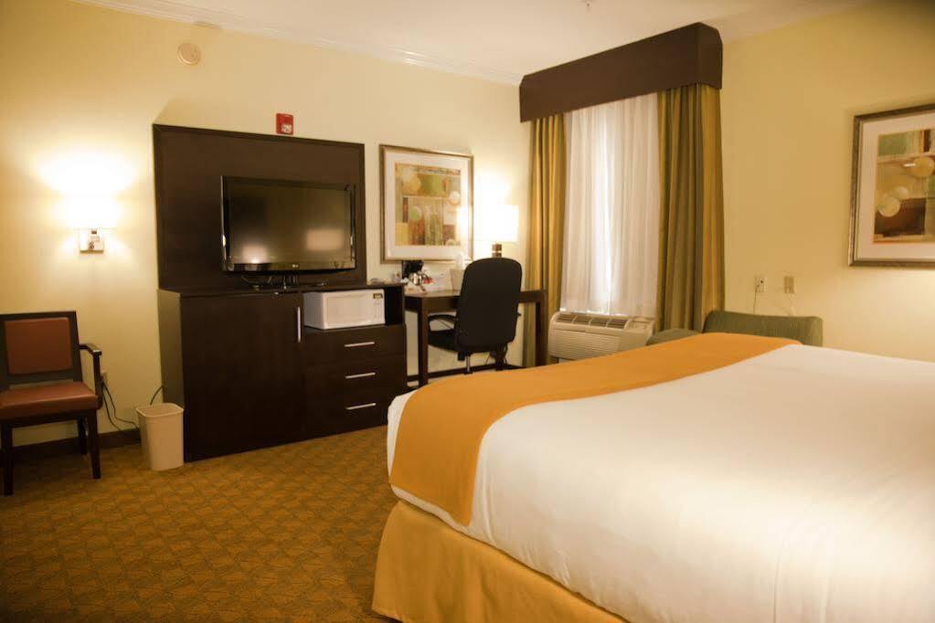 Holiday Inn Express Hotel & Suites Houston North Intercontinental By Ihg Westfield Bagian luar foto
